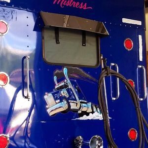 Meet your Posher, Terrell